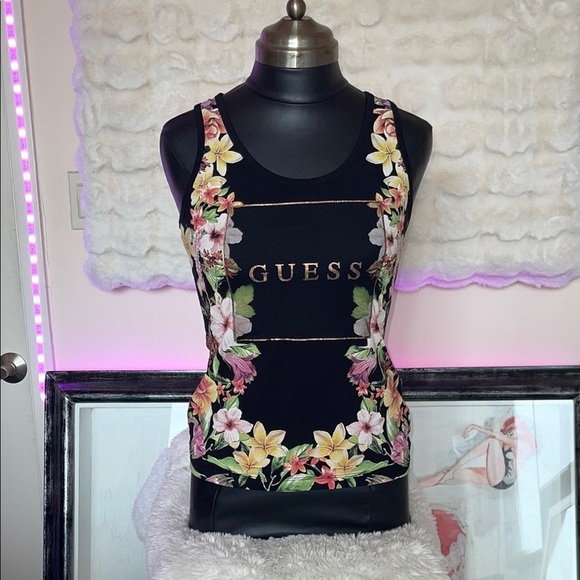 GUESS Floral Black Tank Top - Picture 1 of 7